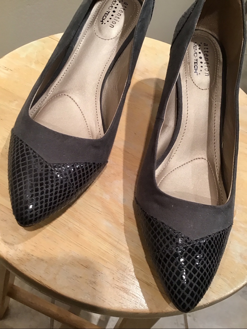 Attention Charcoal Pointed-Toe Pump with Textured Cap